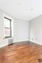 Orchard Street, Unit 16 in New York, NY - Foto de edificio - Building Photo