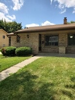 5005 N 106th St in Milwaukee, WI - Building Photo