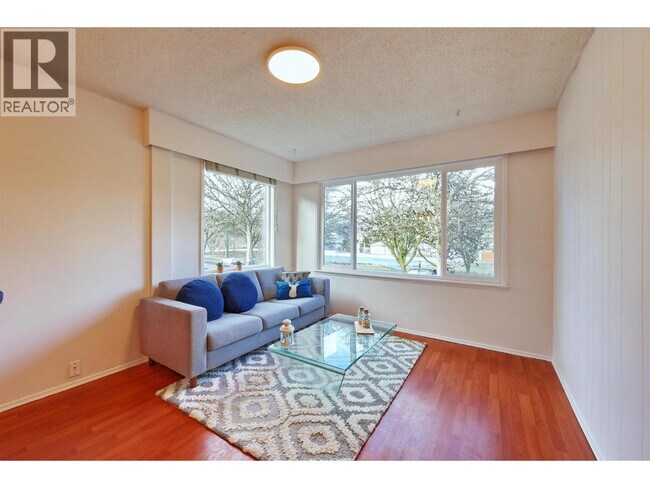 1336 E 11th Ave in Vancouver, BC - Building Photo - Building Photo