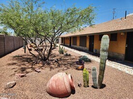3026 E Brill St in Phoenix, AZ - Building Photo