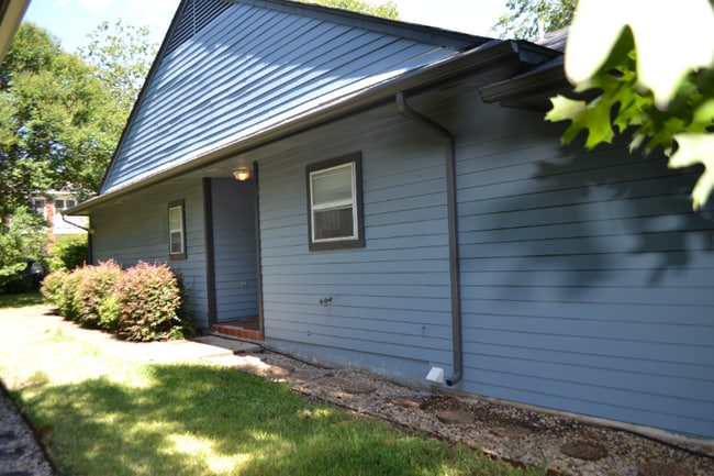 5614 Victor St in Dallas, TX - Foto de edificio - Building Photo