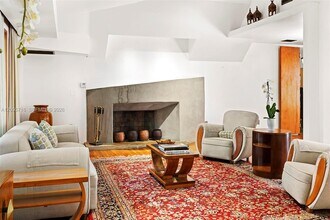 5627 Granada Blvd in Coral Gables, FL - Building Photo - Building Photo