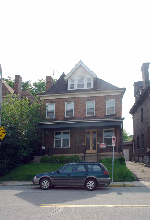 801 S Millvale Ave in Pittsburgh, PA - Building Photo