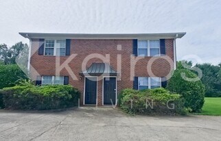 160 Deer Pkwy in Athens, GA - Building Photo