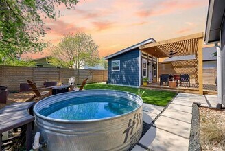 7902 Copano Dr in Austin, TX - Building Photo - Building Photo