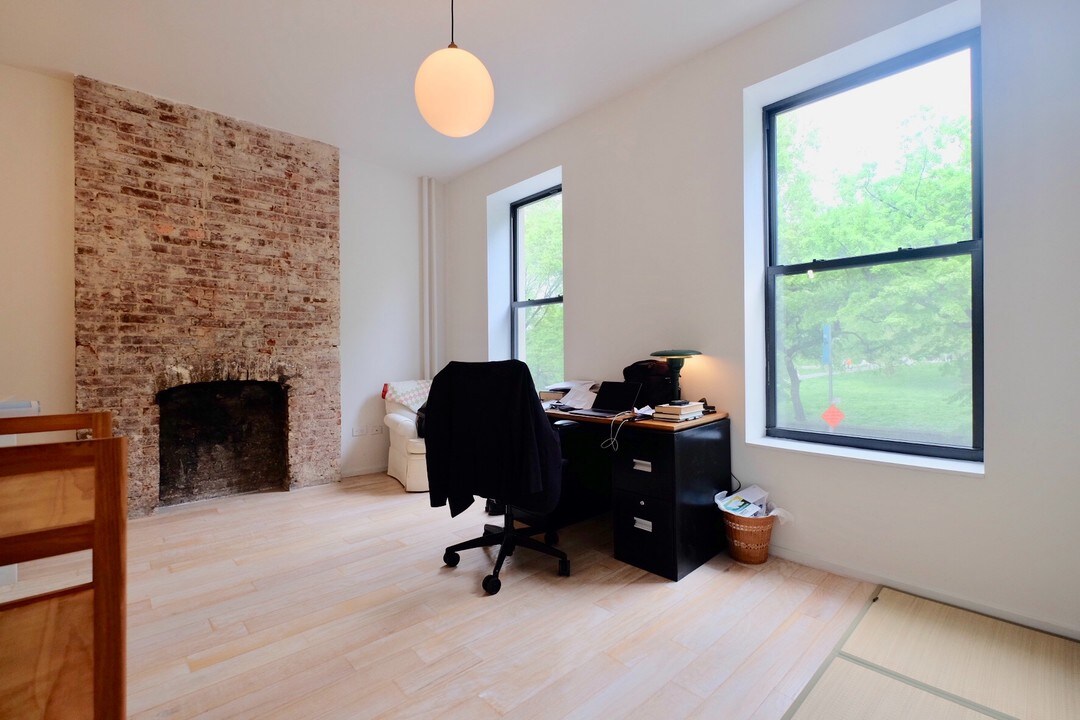 473 Central Park West-Unit -2-A in New York, NY - Building Photo