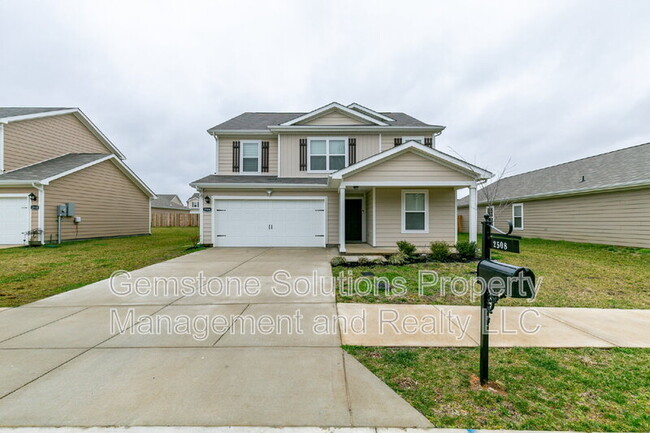 2508 Queen Bee Dr in Columbia, TN - Building Photo - Building Photo
