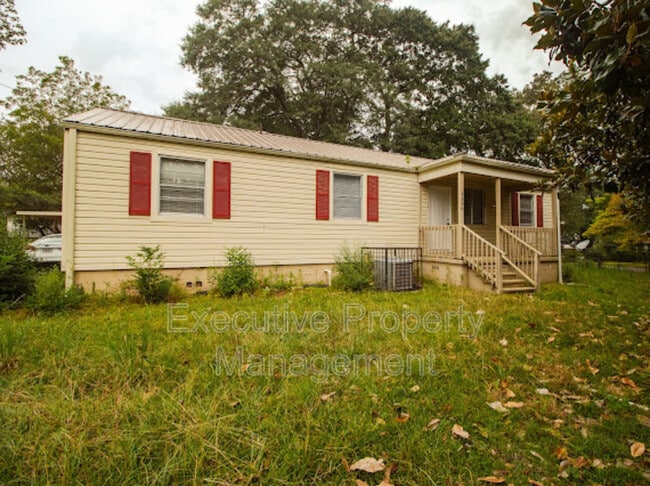 property at 1136 Broad St