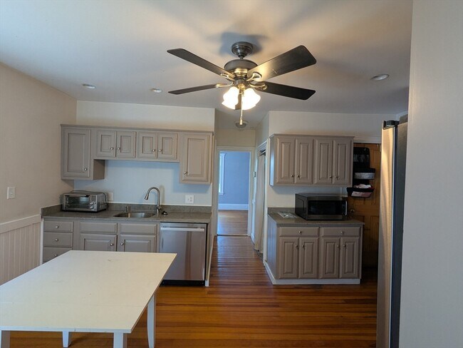 15 Alton Rd in Quincy, MA - Building Photo - Building Photo