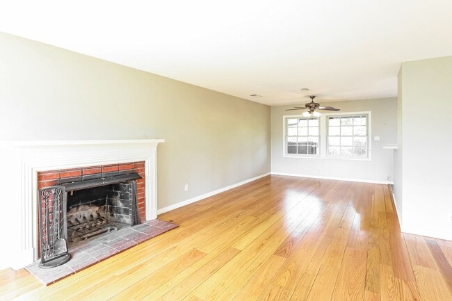 1230 El Curtola Blvd in Lafayette, CA - Building Photo - Building Photo