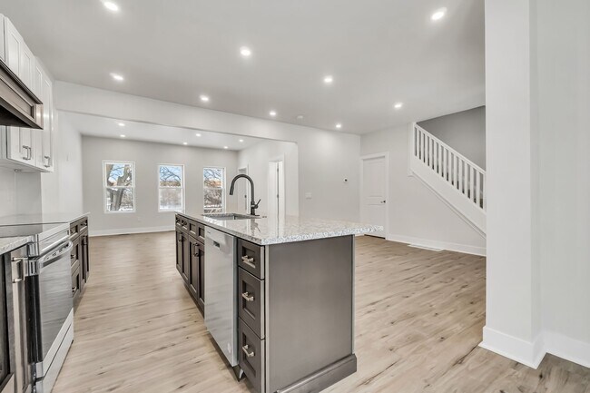 1655 E 118th St in Cleveland, OH - Foto de edificio - Building Photo