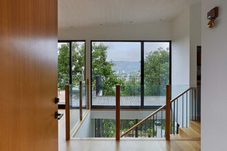 1571 Wildwood Dr in Los Angeles, CA - Building Photo - Building Photo