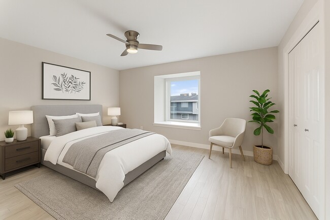 property at 5005 Manor Rd