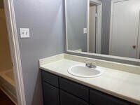 2208 Millstone Dr photo'