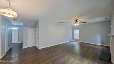 128 Katrina St in Sneads Ferry, NC - Building Photo - Building Photo