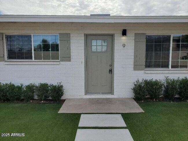 property at 142 N Elm St