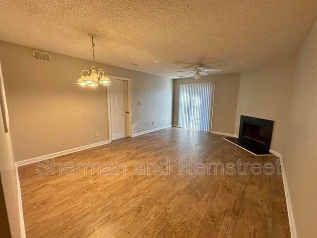 104 Commons Dr in Evans, GA - Building Photo - Building Photo