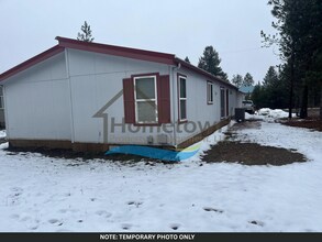 5425 E Grove Ave in Athol, ID - Building Photo - Building Photo