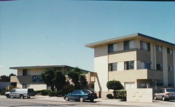 Aztec Apartments in San Pablo, CA - Building Photo - Building Photo