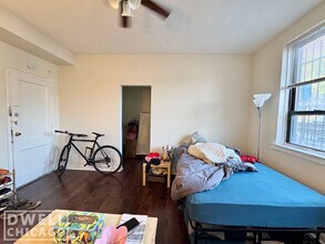 3346 N Marshfield Ave, Unit 1 in Chicago, IL - Building Photo - Building Photo