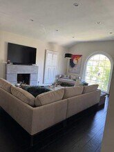 7930 W 4th St in Los Angeles, CA - Foto de edificio - Building Photo