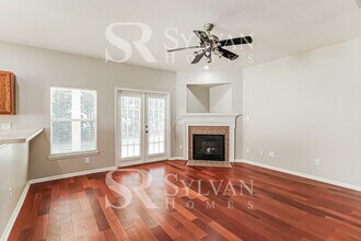 9248 Stanmoor Ln in Jacksonville, FL - Building Photo - Building Photo