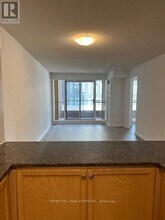 925-925 Bay St. in Toronto, ON - Building Photo - Building Photo