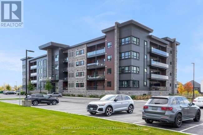 property at 118 Summersides Blvd