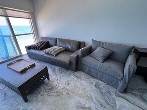 6767 Collins Ave in Miami, FL - Building Photo - Building Photo
