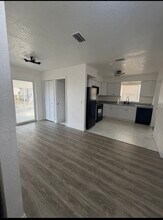 590 Ave H SE in Winter Haven, FL - Foto de edificio - Building Photo