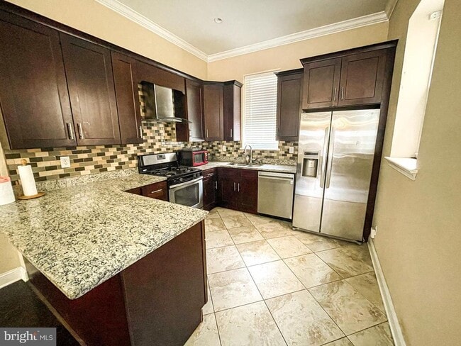 property at 1419 Morris St
