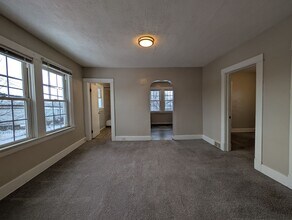 1476 W 107th St in Cleveland, OH - Building Photo - Building Photo