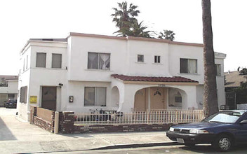 5958 Carlton Way in Los Angeles, CA - Building Photo - Primary Photo