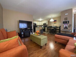 156 Liberty St-Unit -13 in Little Ferry, NJ - Building Photo - Building Photo