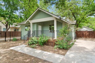 500 Capitol Dr in Austin, TX - Building Photo