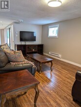 43 Tuscarora Dr in Toronto, ON - Building Photo - Building Photo