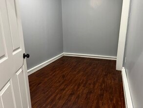 19 Center St in Winchester, CT - Building Photo - Building Photo