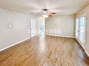 3639 N Ride Dr in Jacksonville, FL - Building Photo - Building Photo