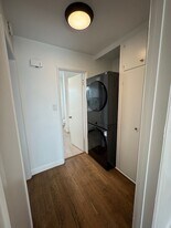 801 E 1st St in Long Beach, CA - Building Photo