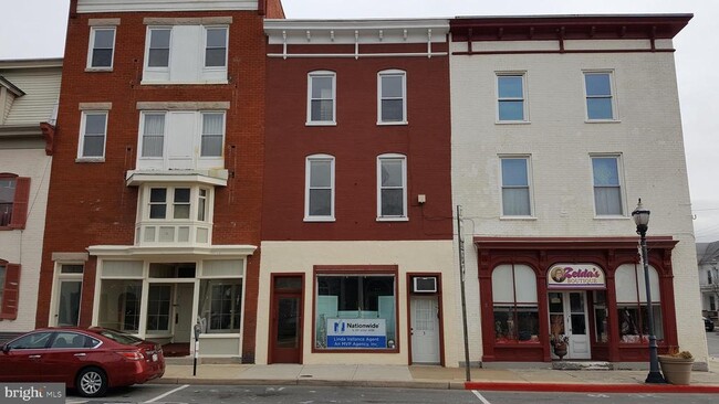property at 3 S Conococheague St