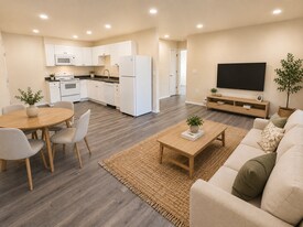 3030 Post RoadApt 8 in Stevens Point, WI - Building Photo