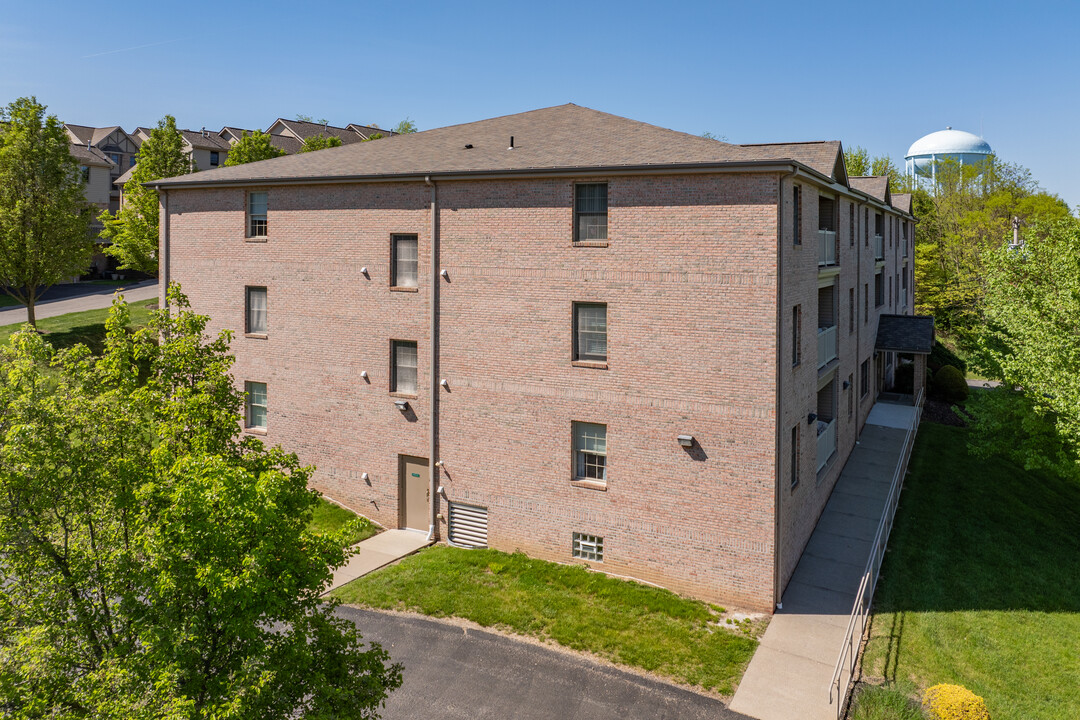 Middletown Commons in Coraopolis, PA - Building Photo