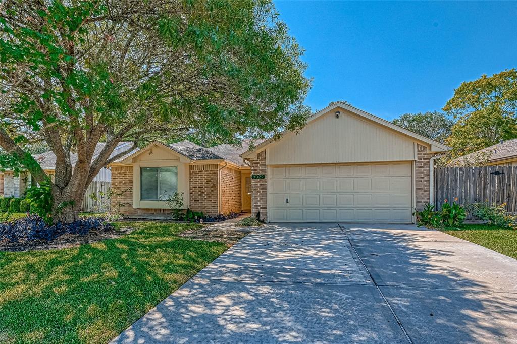 3022 Whetrock Ln in Sugar Land, TX - Building Photo