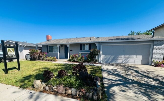 property at 1334 Robin St