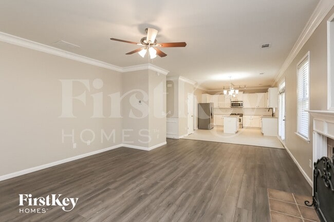 5520 Stevehaven Ln in Cumming, GA - Foto de edificio - Building Photo