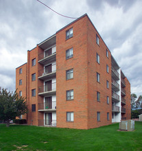 Quincy Place in Quincy, MA - Foto de edificio - Building Photo