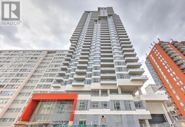 50 Dunfield Ave in Toronto, ON - Building Photo