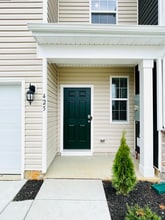 425 Tevis St in Winchester, VA - Foto de edificio - Building Photo