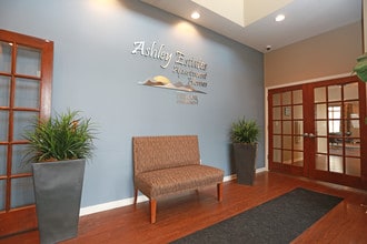 Ashley Estates in Loveland, CO - Foto de edificio - Interior Photo