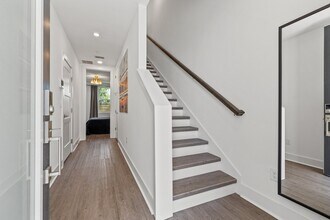 320 15th St N in St. Petersburg, FL - Building Photo - Building Photo